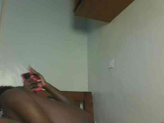 Sexykitten1 webcam