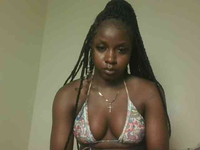 Sexykitten1 webcam