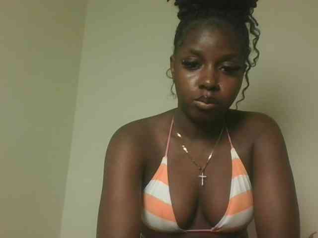 Sexykitten1 webcam