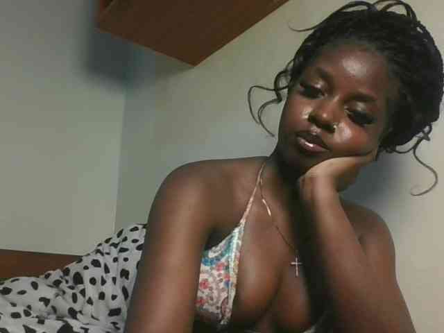 Sexykitten1 webcam