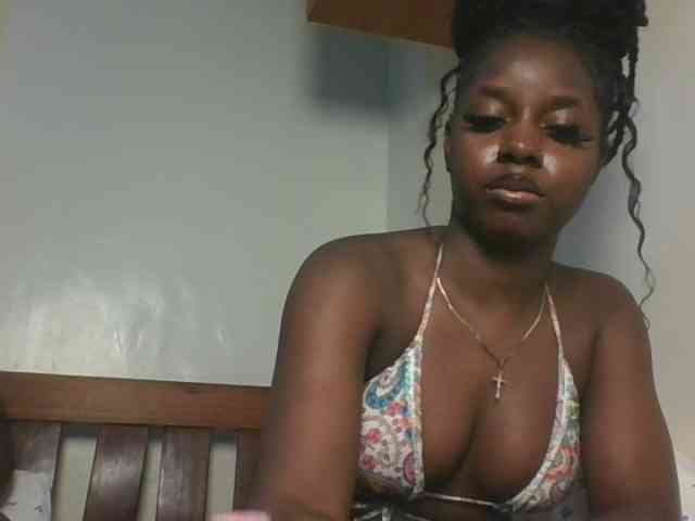 Sexykitten1 webcam