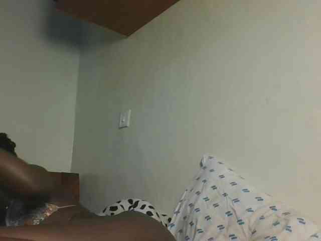 Sexykitten1 webcam