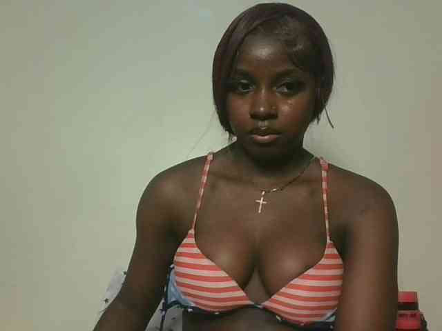 Sexykitten1 webcam