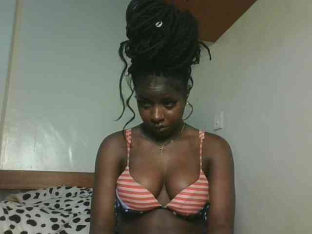 Sexykitten1 webcam
