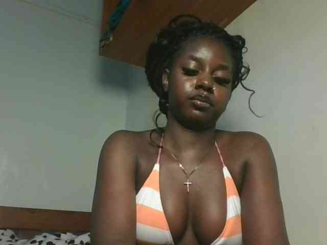 Sexykitten1 webcam
