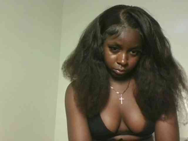 Sexykitten1 webcam