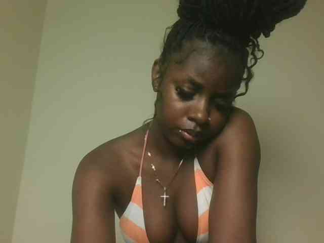 Sexykitten1 webcam