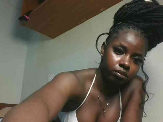 Sexykitten1 webcam