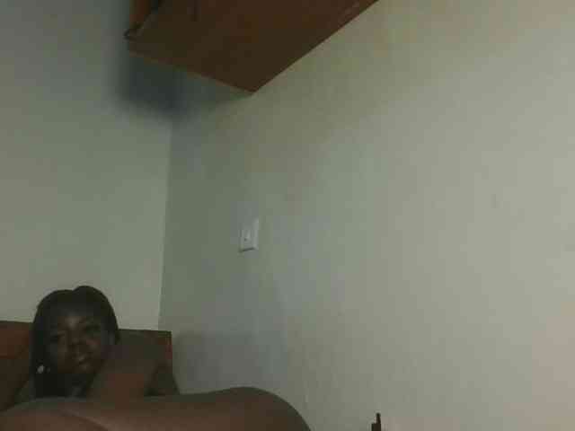 Sexykitten1 webcam