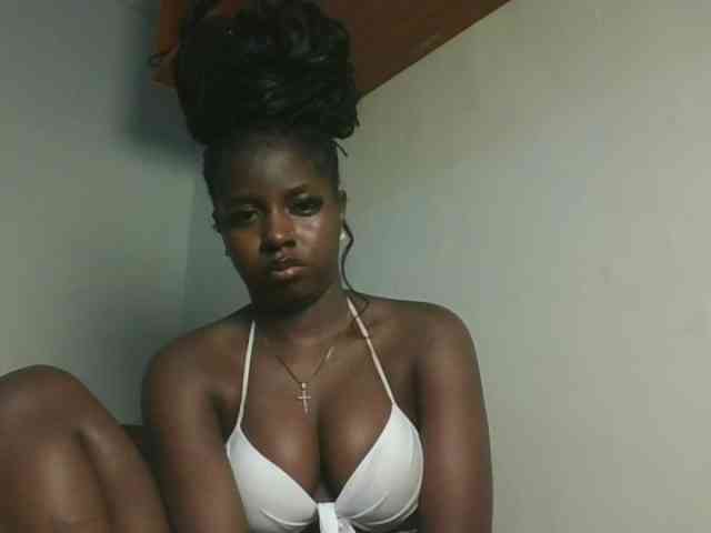 Sexykitten1 webcam