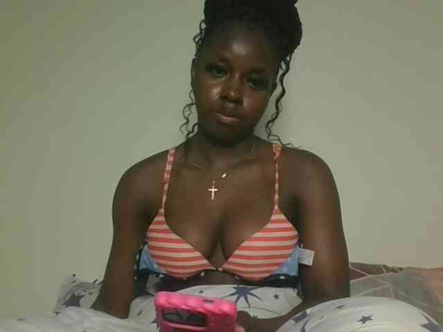 Sexykitten1 webcam