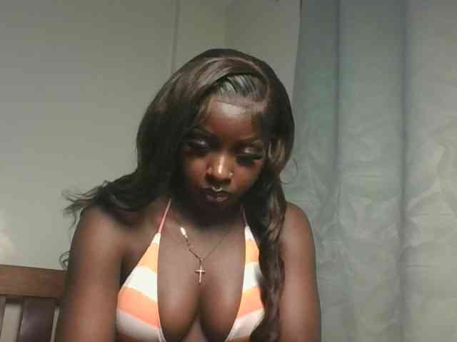 Sexykitten1 webcam
