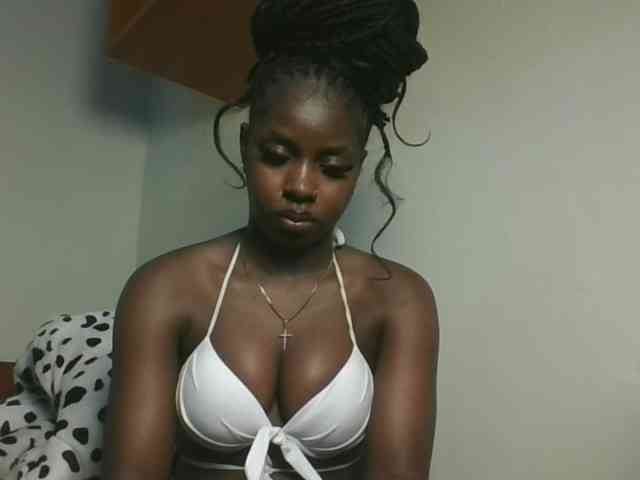 Sexykitten1 webcam