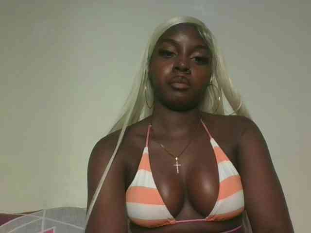 Sexykitten1 webcam