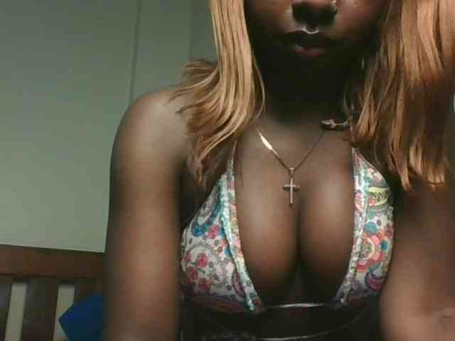 Sexykitten1 webcam