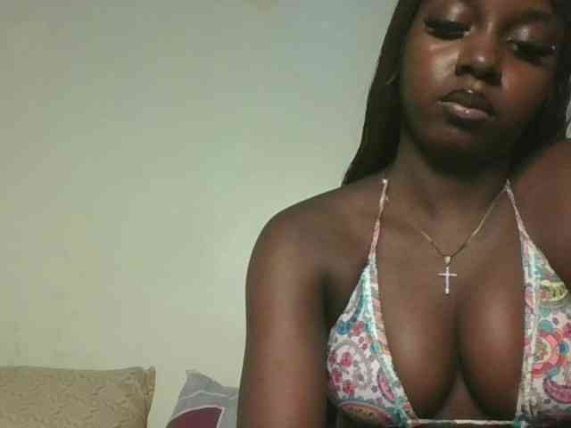 Sexykitten1 webcam