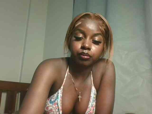 Sexykitten1 webcam