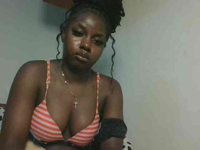 Sexykitten1 webcam