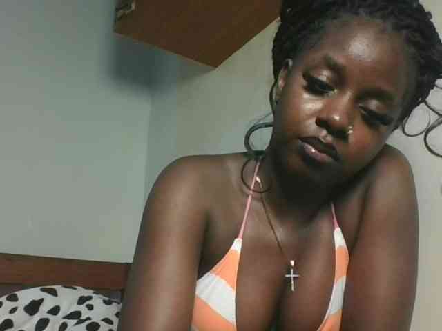Sexykitten1 webcam