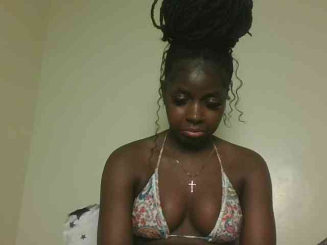 Sexykitten1 webcam