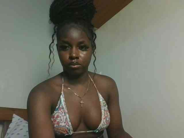 Sexykitten1 webcam