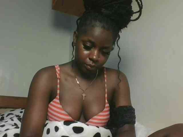 Sexykitten1 webcam