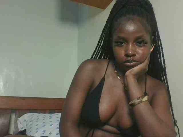 Sexykitten1 webcam