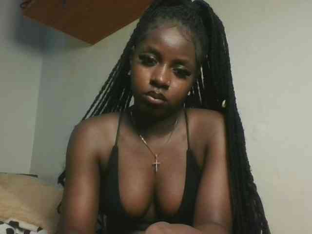 Sexykitten1 webcam