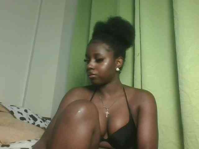 Sexykitten1 webcam