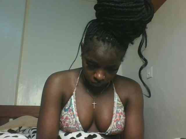 Sexykitten1 webcam