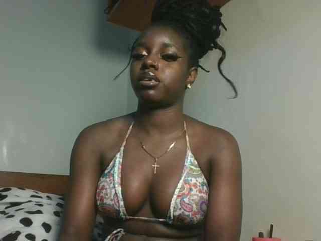 Sexykitten1 webcam