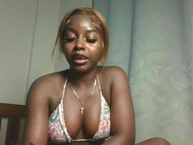 Sexykitten1 webcam