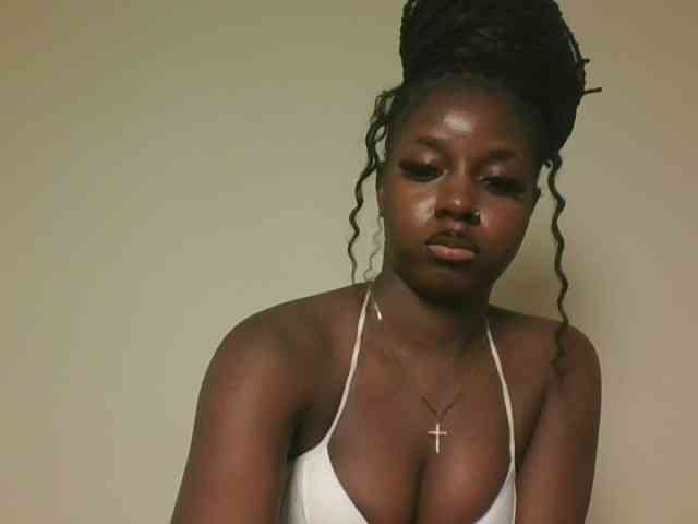 Sexykitten1 webcam