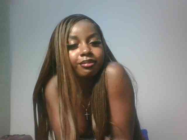 Sexykitten1 webcam