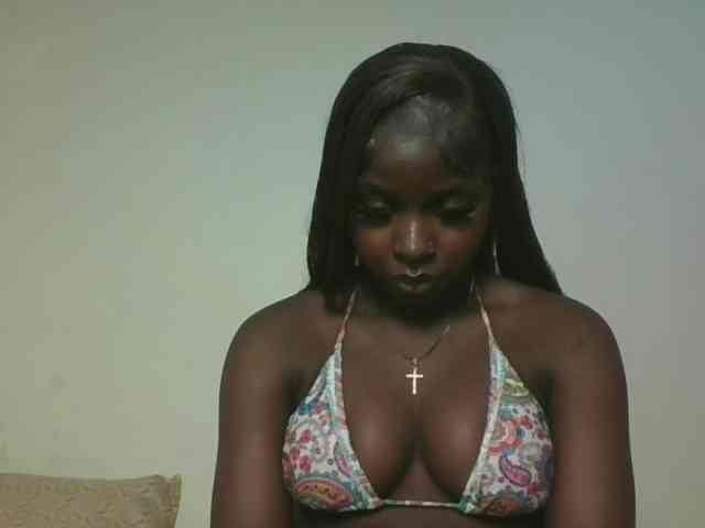 Sexykitten1 webcam