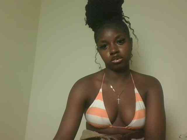 Sexykitten1 webcam