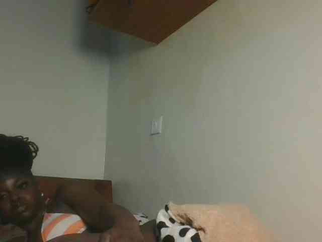 Sexykitten1 webcam