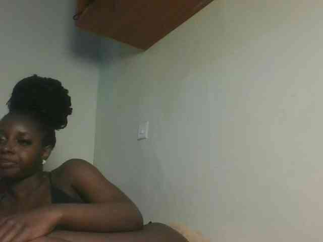 Sexykitten1 webcam