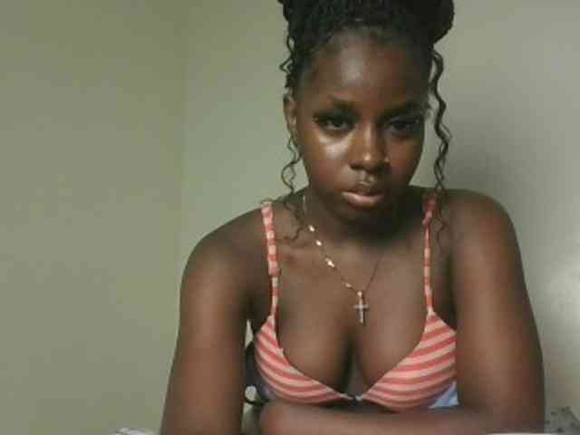 Sexykitten1 webcam