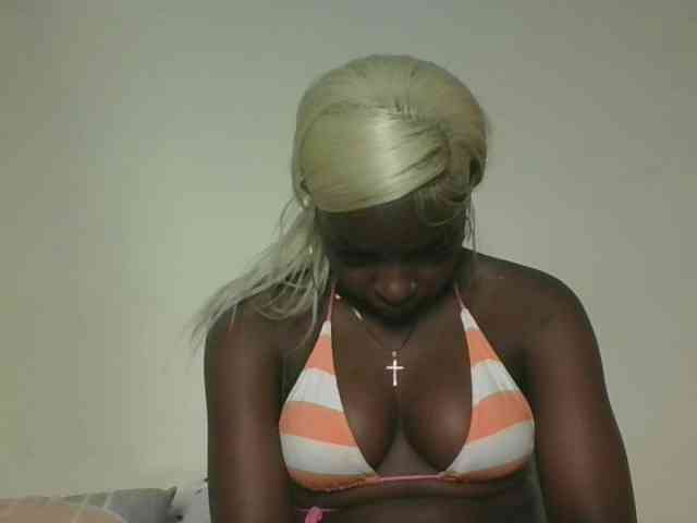 Sexykitten1 webcam