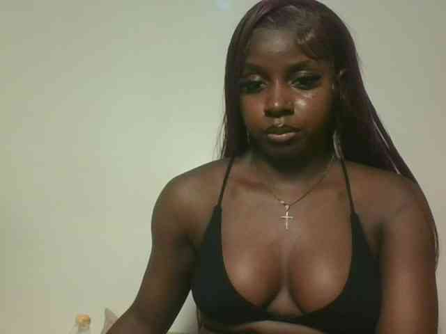 Sexykitten1 webcam