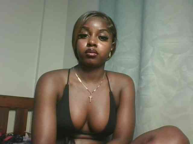 Sexykitten1 webcam