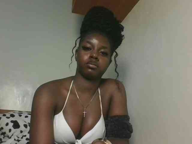 Sexykitten1 webcam