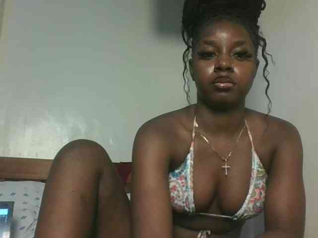 Sexykitten1 webcam