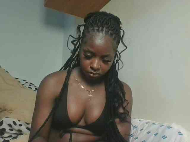 Sexykitten1 webcam