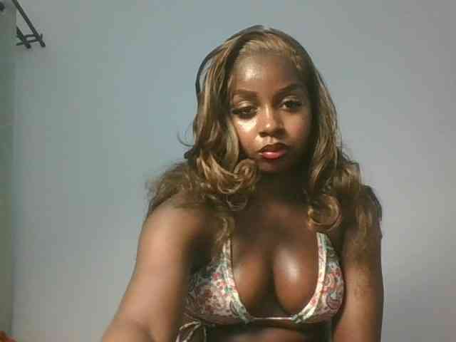 Sexykitten1 webcam