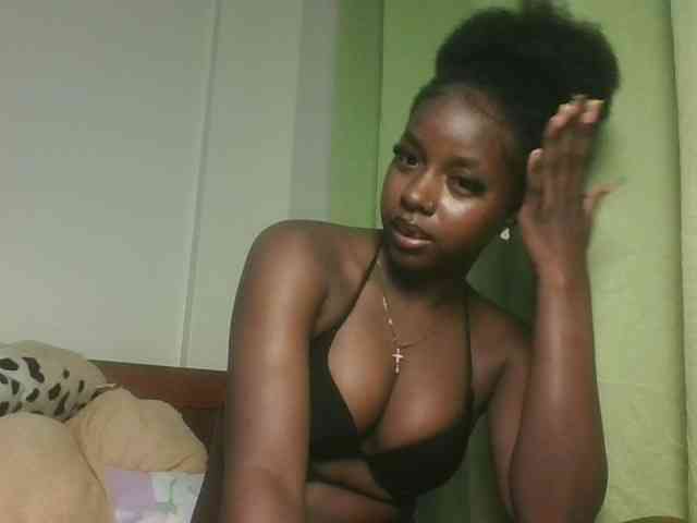Sexykitten1 webcam