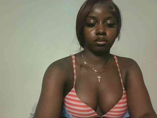 Sexykitten1 webcam