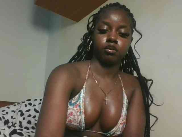 Sexykitten1 webcam