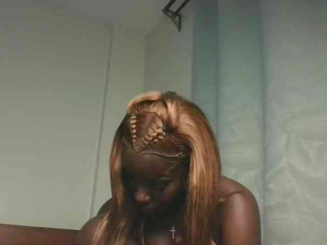 Sexykitten1 webcam